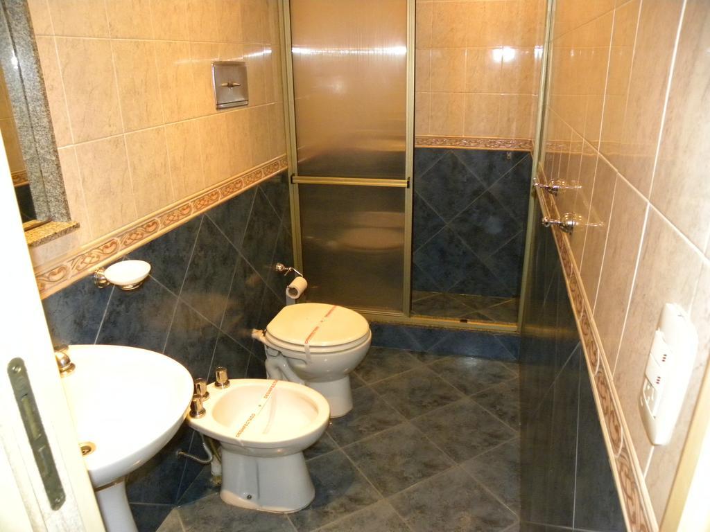 Hotel Central Cordoba Buenos Aires Rum bild